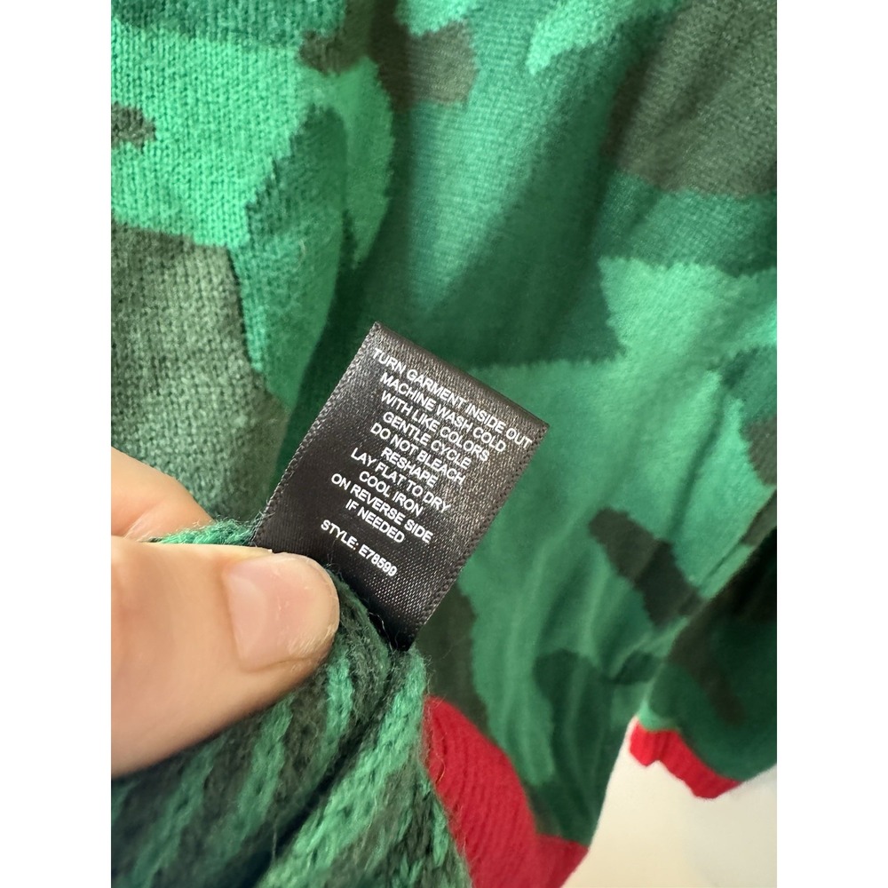 Ugly Christmas Sweater Small Camo Blizzard Bay Santas Drinking Brewdolph NWT - Picture 15 of 15